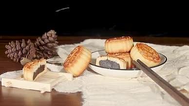 中秋月饼传统美食视频的预览图